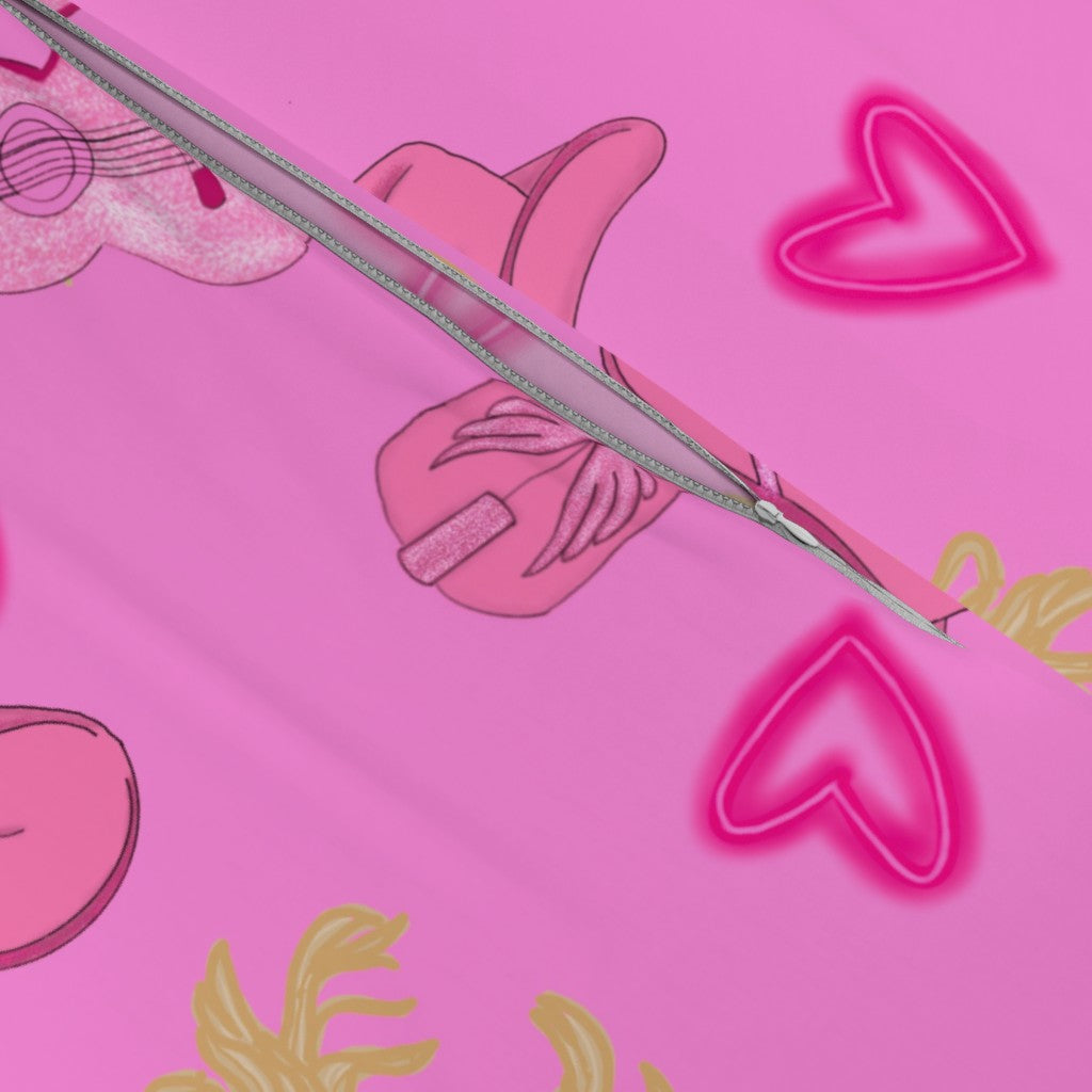 Dolly Parton "Dolly" Repeating Pattern Duvet Cover